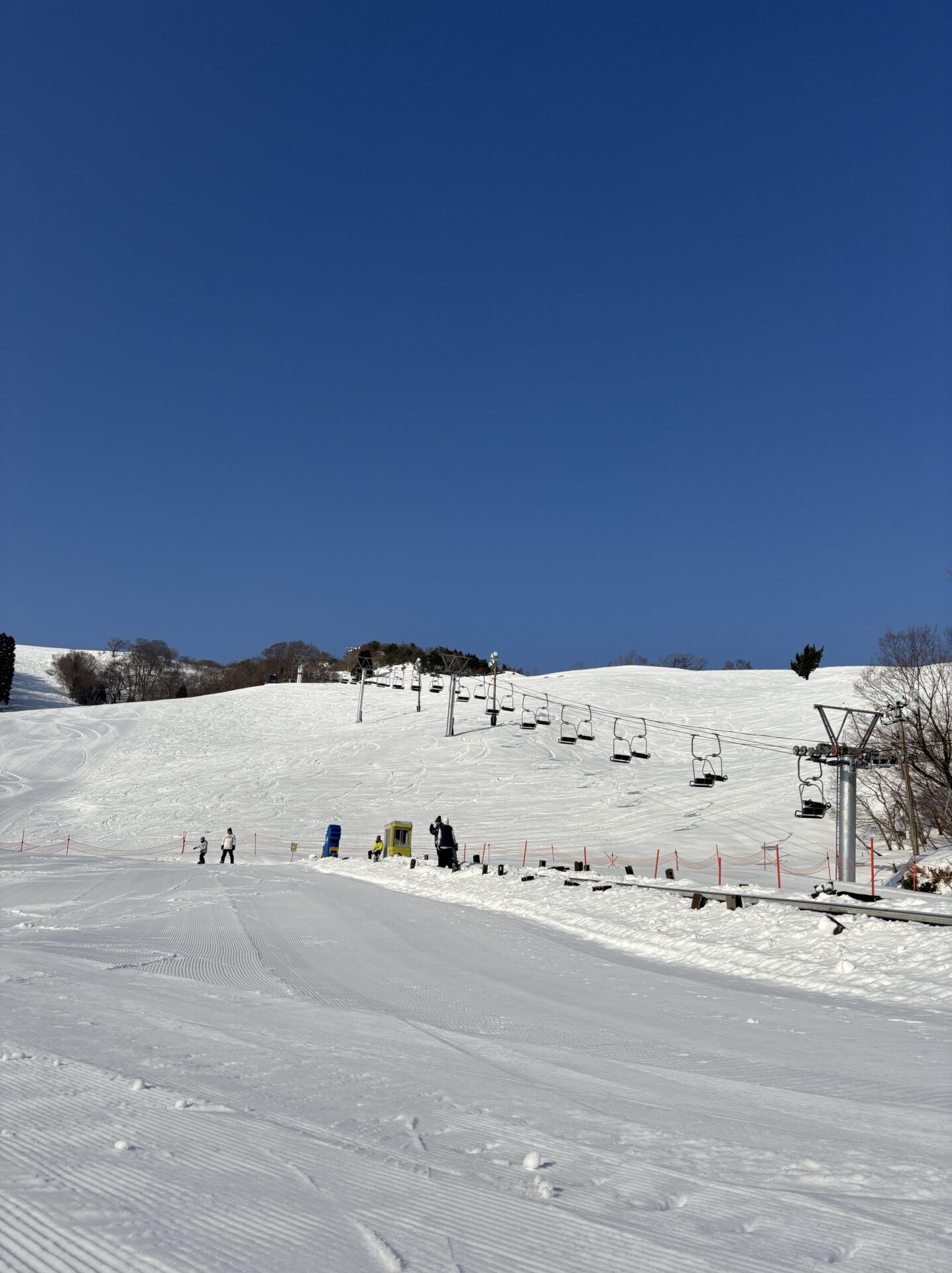 キャンピングカーでスノーボード旅行！